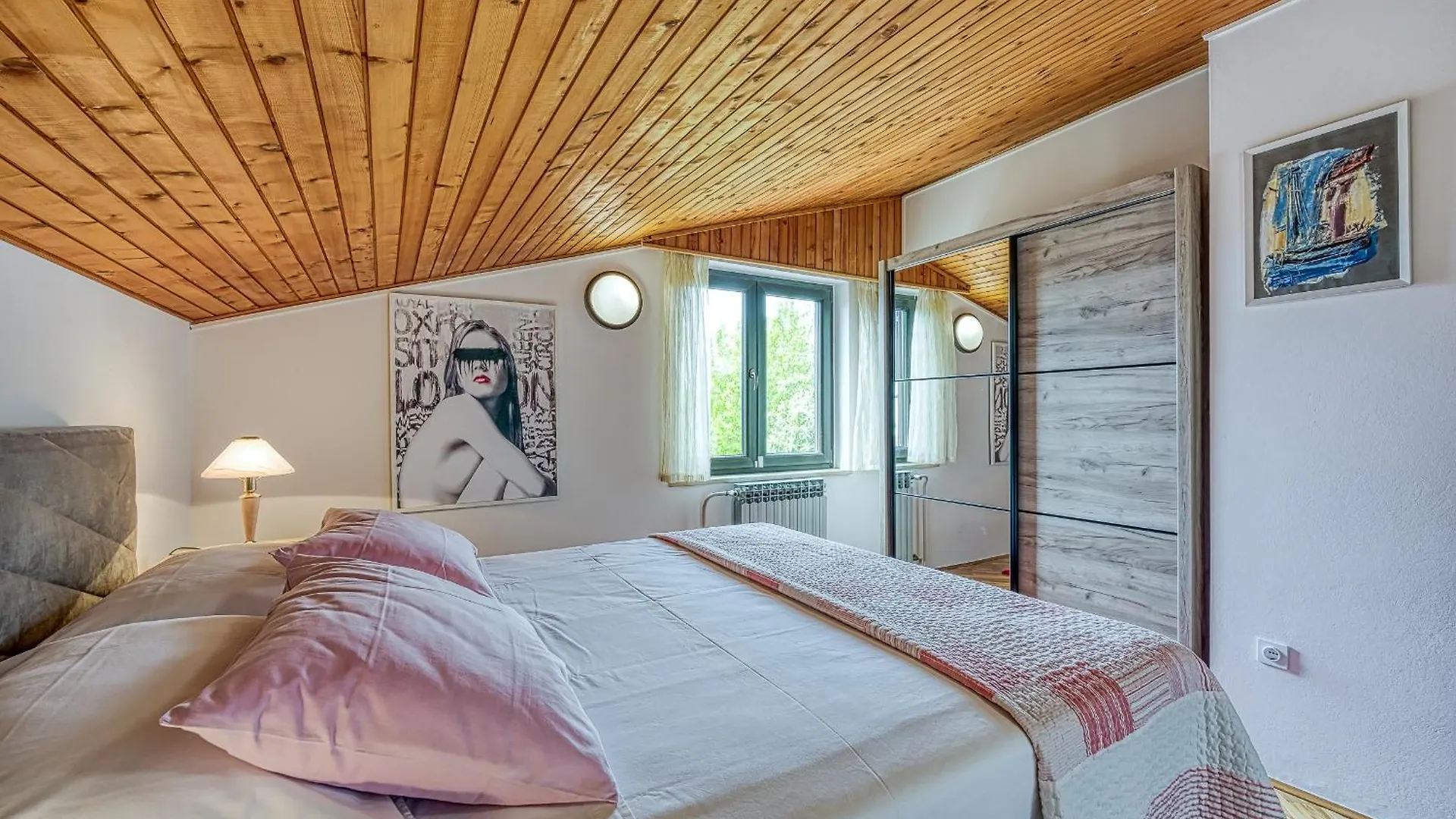 Apartments Brioni Colors بولا 3*,