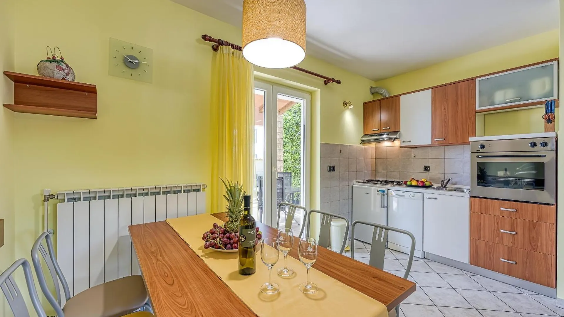 Apartments Brioni Colors بولا بيت ضيافة