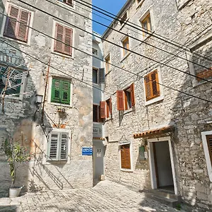  Hostel Hostel Pula